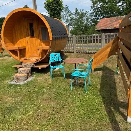 ホテル Magnette Audes