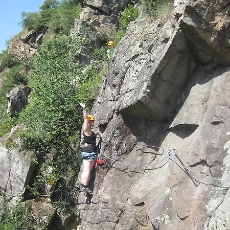 Magnette Отель Audes