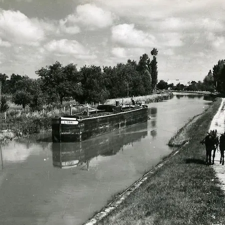 Magnette ホテル Audes